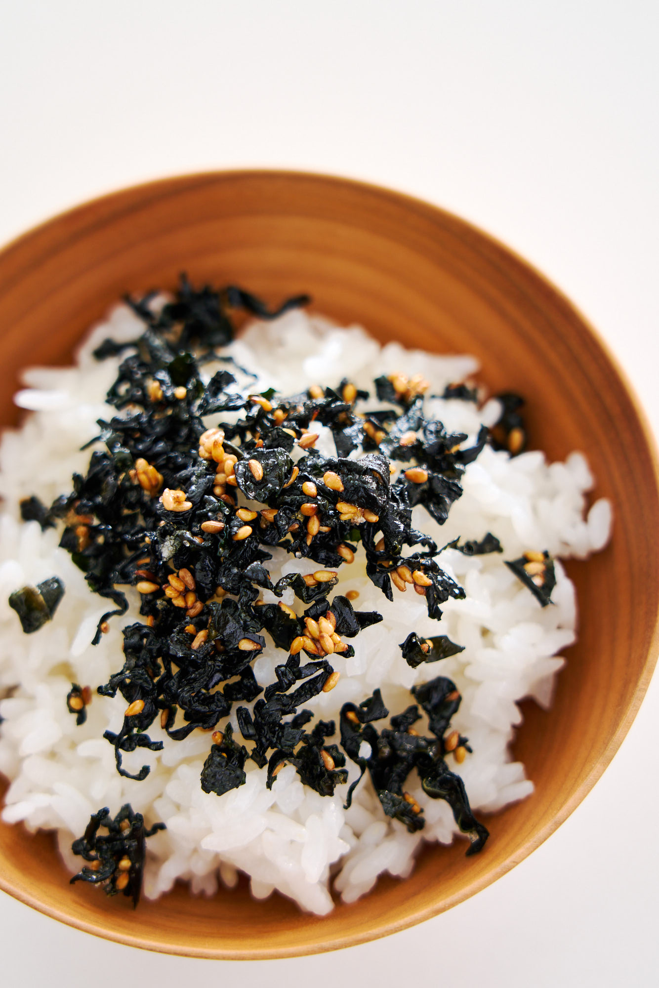 Crispy Wakame Furikake on rice from above.