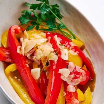 Easy Marinated Bell Peppers in a bowl