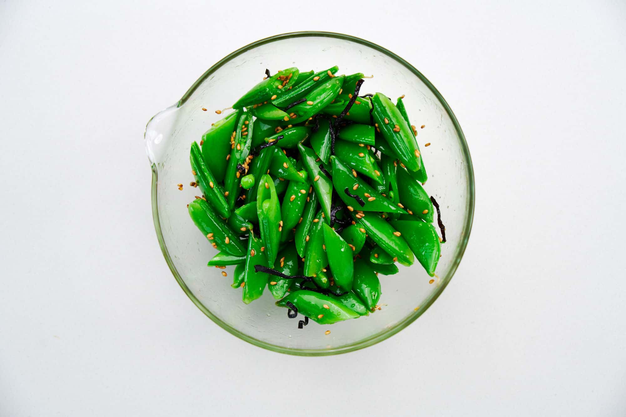https://marcsrecipes.com/wp-content/uploads/2023/05/japanese-snap-pea-salad-004.jpg