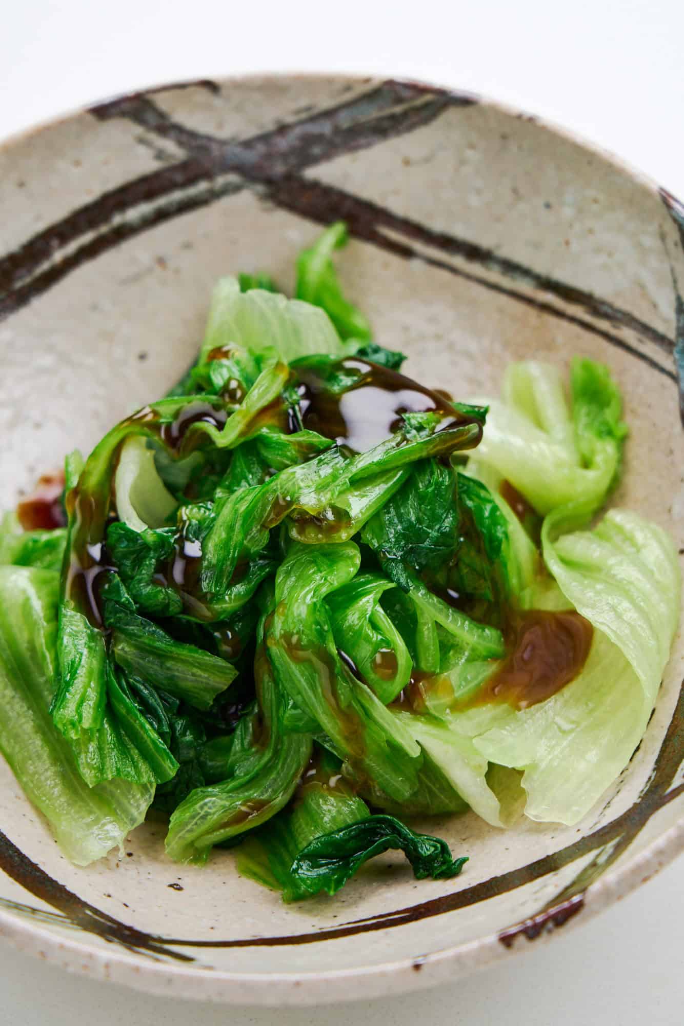 Delicious lettuce in oyster sauce.