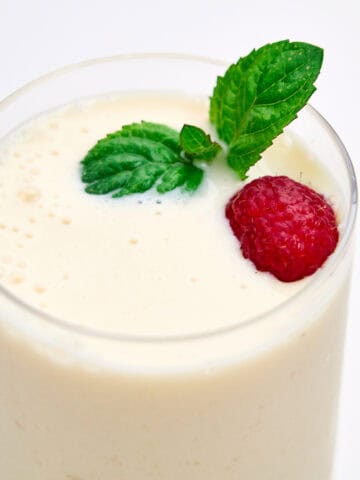 Refreshing amazake smoothie with banana and yogurt.