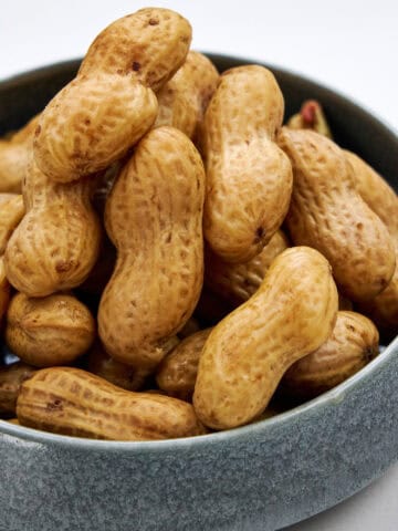 Japanese Boiled Peanuts ready to enjoy.